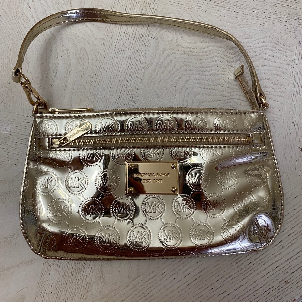 Michael Kors wristlet